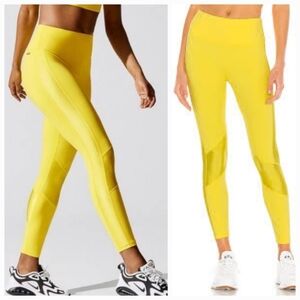 Alala Peak Tight in Blazing Yellow Size Small
